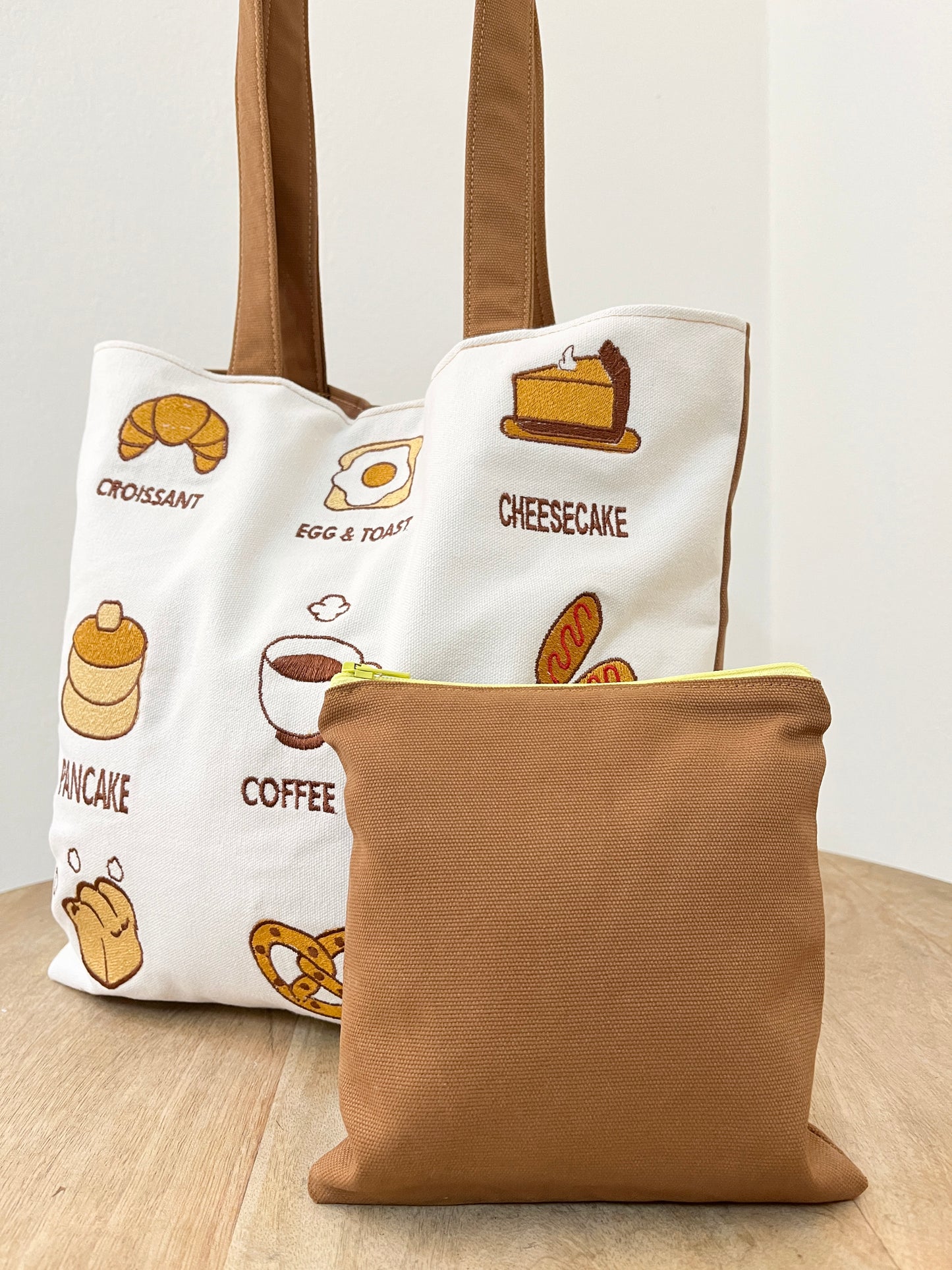 THE BREAKFAST TOTE